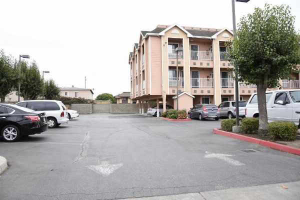 Howard Johnson by Wyndham Salinas image 28